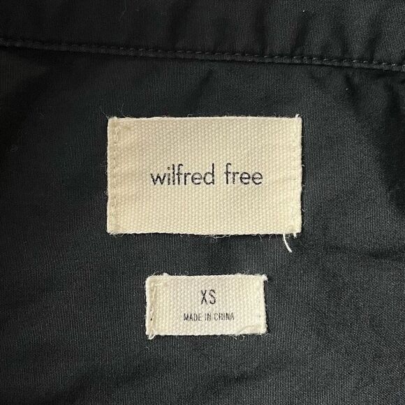 Aritzia Wilfred Free Oversized Shirt XS Black Cotton Button Up w/ Chest Pockets - Picture 7 of 9